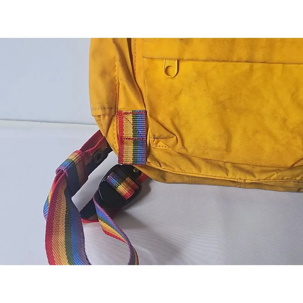 Fjällräven shows wear